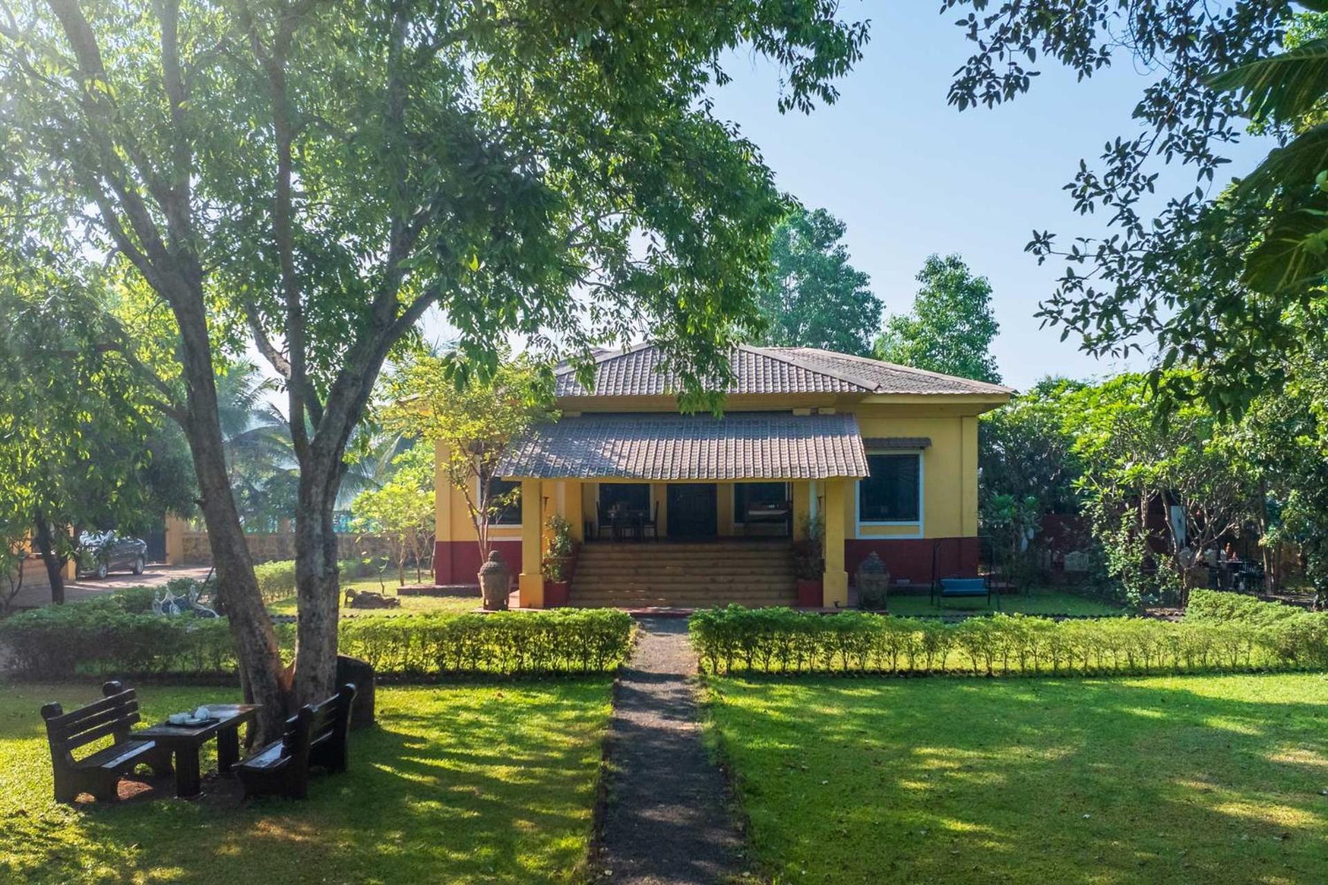 StayVista at Vintage Estate Karjat Exterior foto